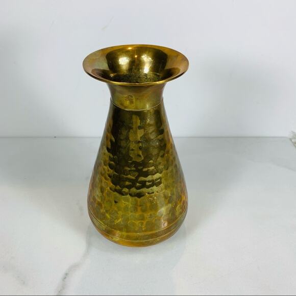 Hammered Brass Vase 7.5" Tall Vintage Heavy - Picture 2 of 7